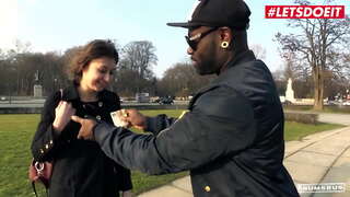 БОМЖЪЁС автобусын - #Марик Мегги - сьӧд брюнетка автобусын чурыт чичпотон гыроно бадӟым люкетэз