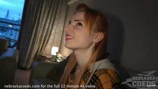 Splinternuwe gemmer meisie riki eerste keer video eksplisiete mastrubasie met close-ups