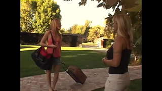 Cute enom bocah-bocah wadon college sing terus apa - apa maneh Anna, Cali, Erika Kiss, Singa Halston, Aniko, Nikoletta