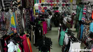 Blondie teen Haley Spades sucking cock and getting her pussy fucked wildly at the same time