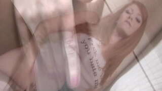 Renkonti lacertan knabinon, ŝia Hairy