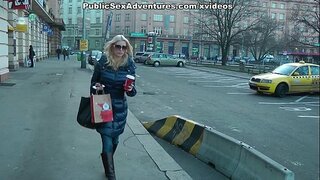 Ginger cutie სრულყოფილი მკერდი შეეხო დიდად