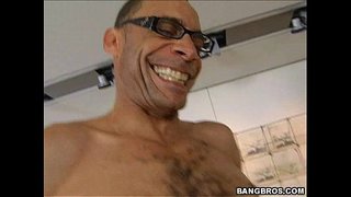 Rebeca Linares-ເຣ Cumshot