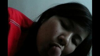 Aasian amatööri lutka suihinotto sormitus