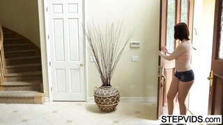 Guitarra, fode súa quente Maya Kendrick