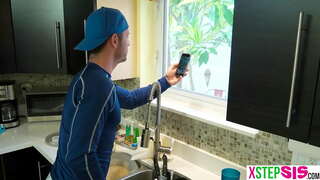 ���าติน่าน้องต่างพ่อคืออดีเครื่องดูดไอ้จ้อนและฉันจับเธอทำมัน